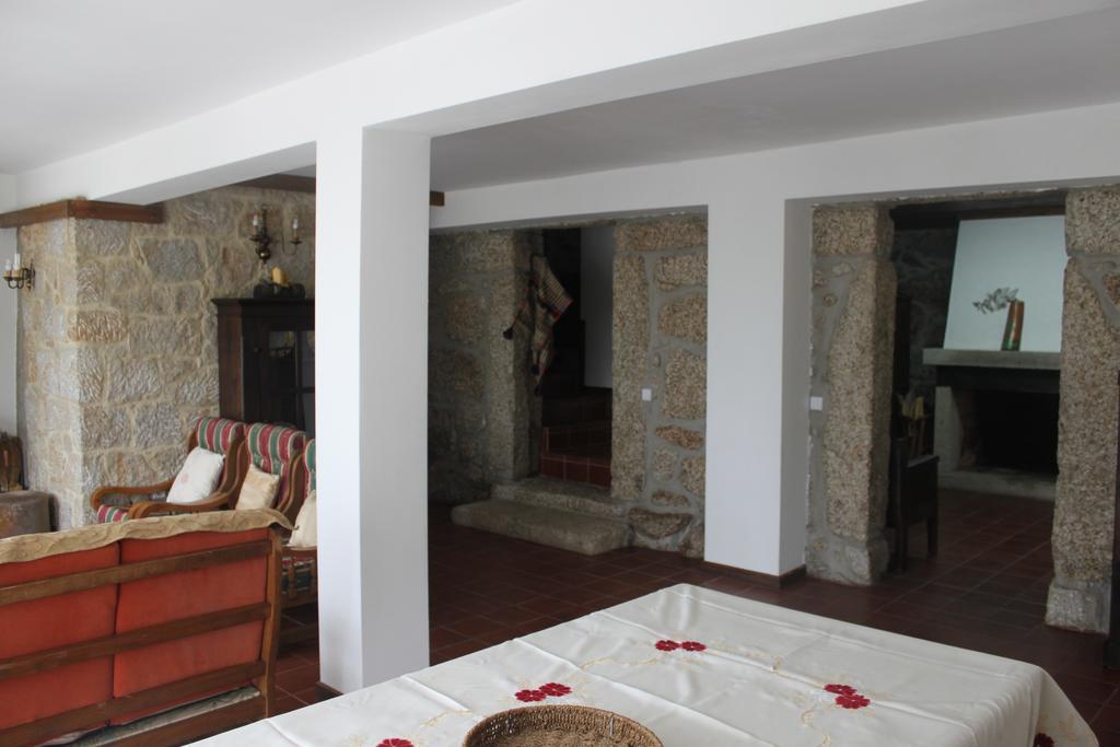 Casas Do Corvo Villa Ventosa  Oda fotoğraf