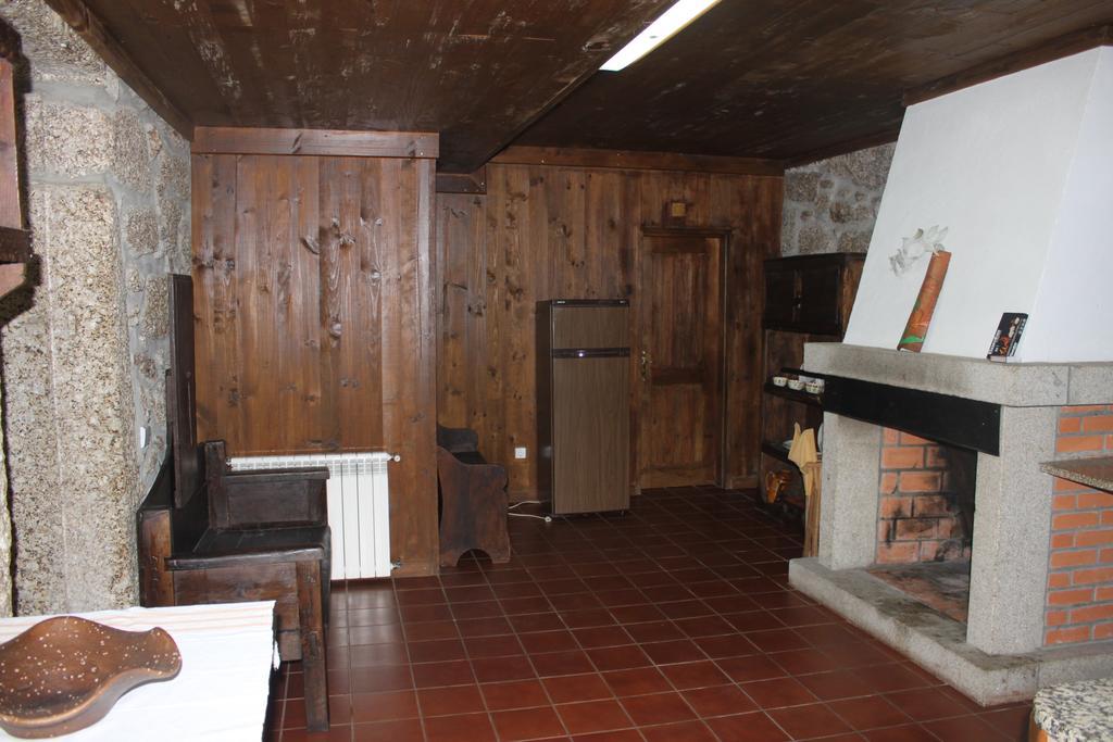 Casas Do Corvo Villa Ventosa  Oda fotoğraf