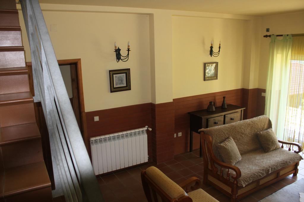 Casas Do Corvo Villa Ventosa  Oda fotoğraf