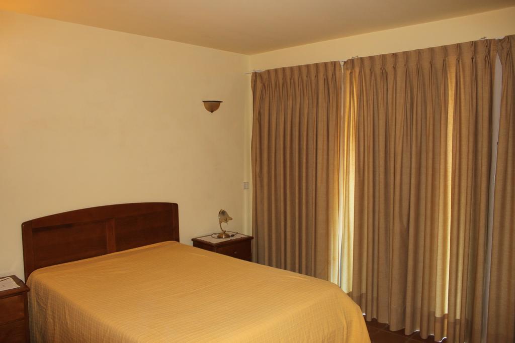 Casas Do Corvo Villa Ventosa  Oda fotoğraf